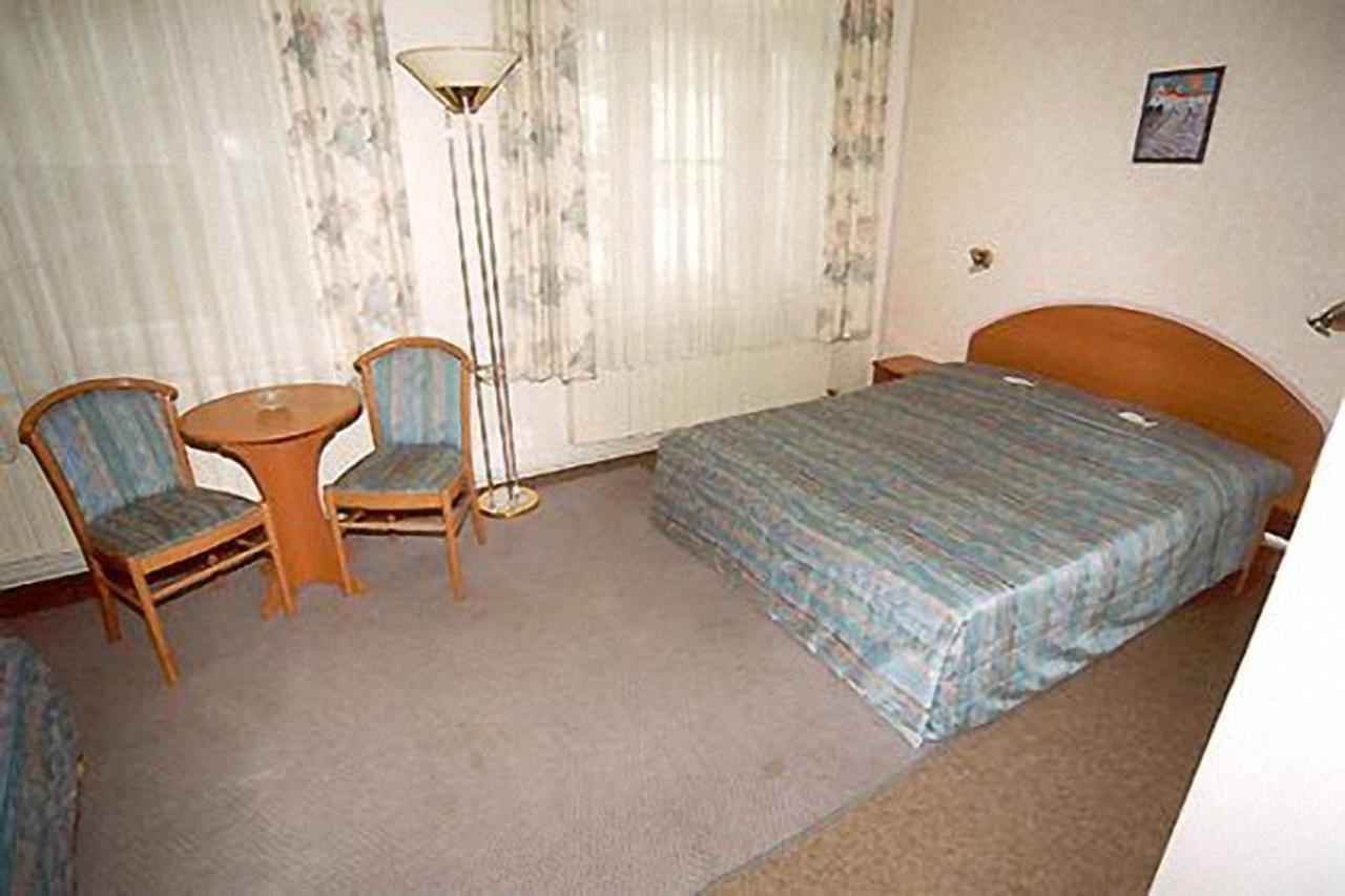 Hostel Junior ปราก ภายนอก รูปภาพ